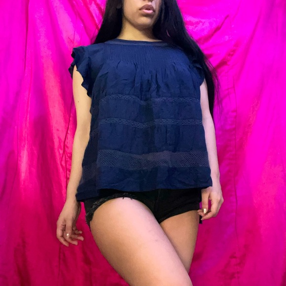 GAP Tops - GAP Navy Blue Top 💙